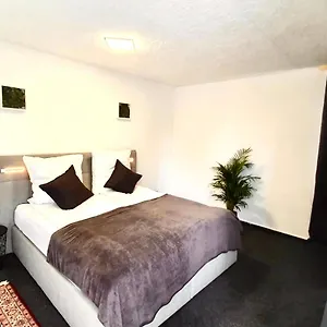 Grosse Loft In Idyllischer Lage Apartment